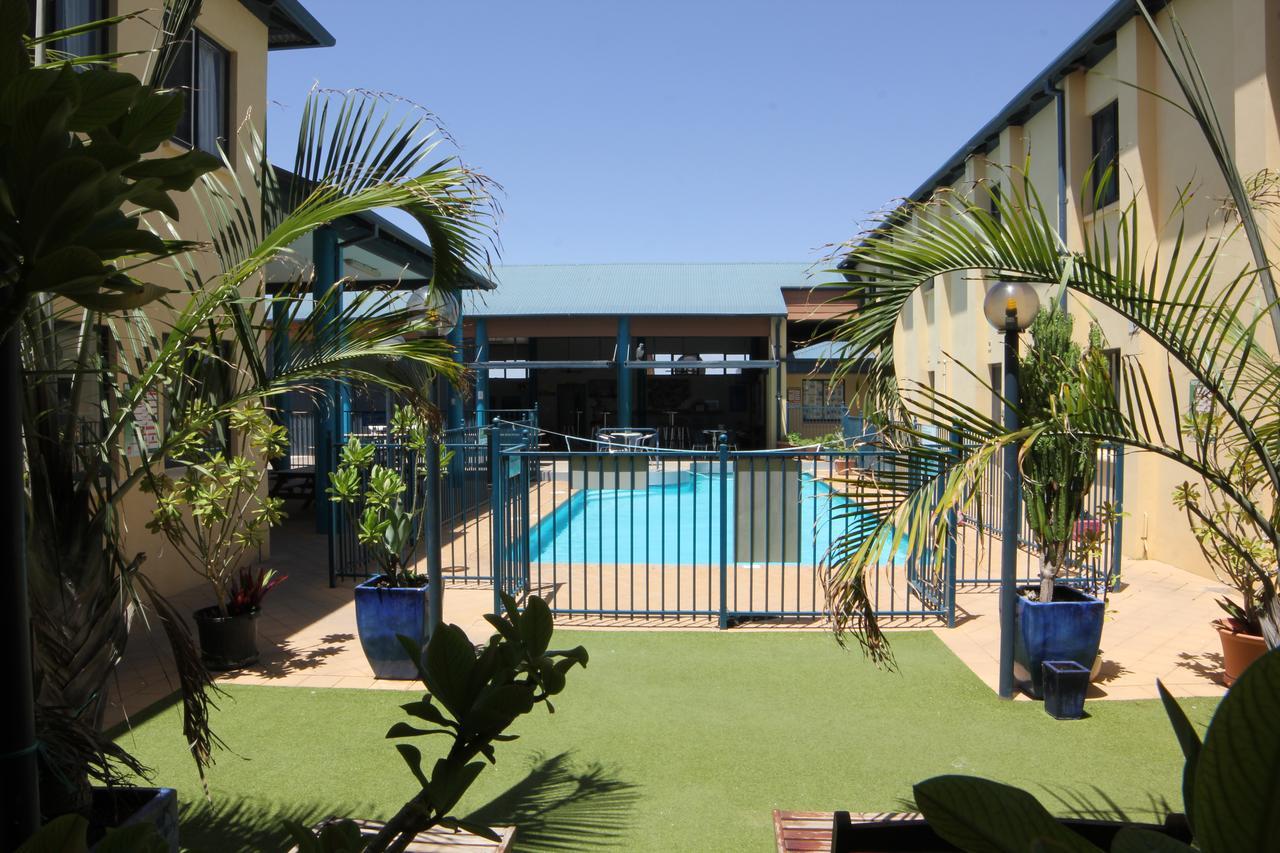 A Pousada Ningaloo Club Backpackers Coral Bay Exterior foto
